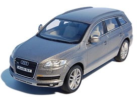 AUDI Q7, Hongwell, Cararama, 1:43