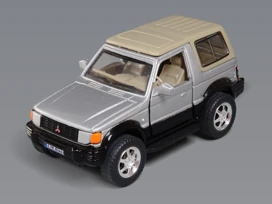 Mitsubishi Pajero, Hongwell, Cararama, 1:43