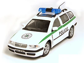 Skoda Octavia Combi, Policia, Hongwell, Cararama, 1:43